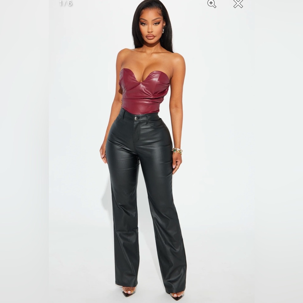 NWT Sammie High Rise Straight Leg Pant - Black